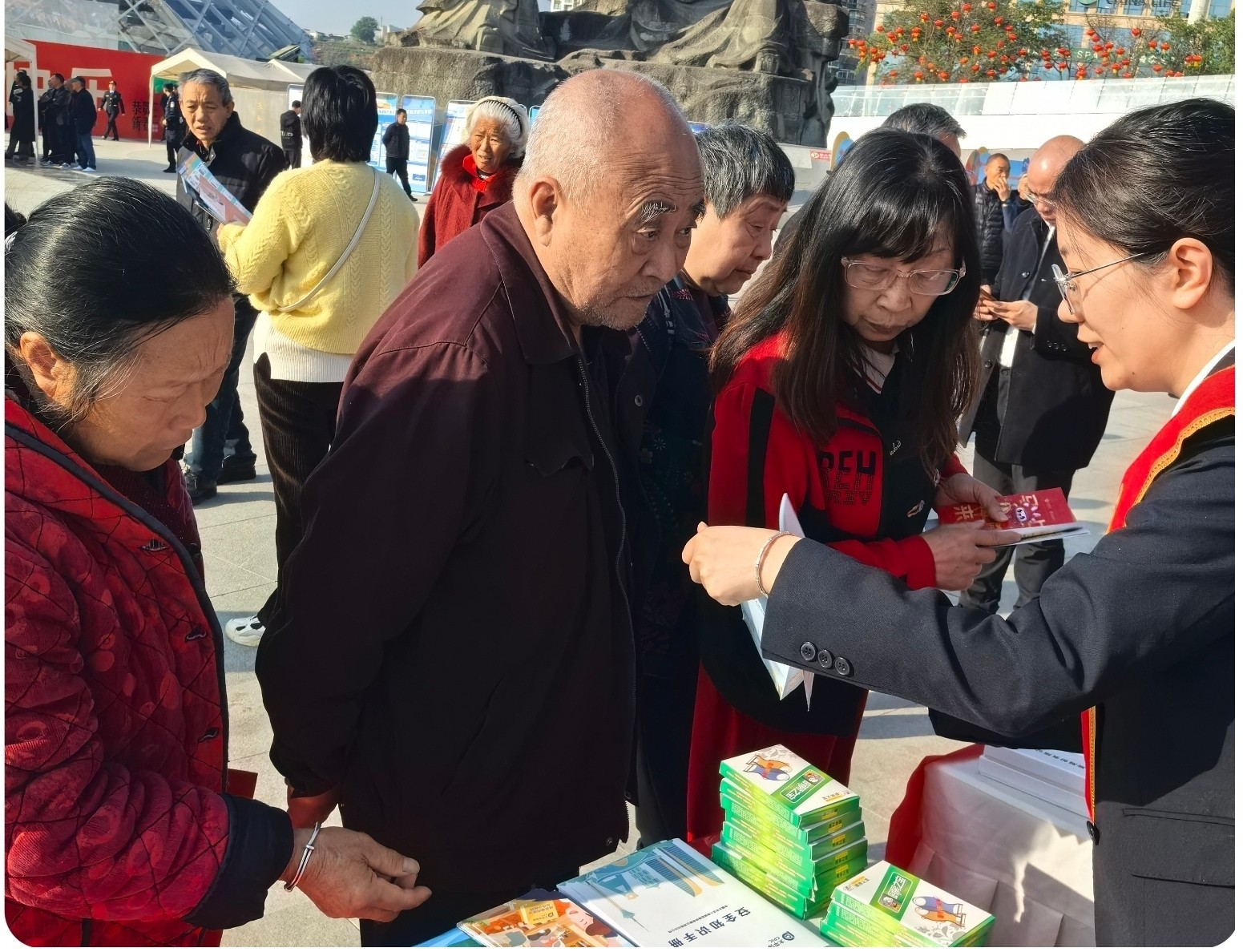 47206640391773649483343043174